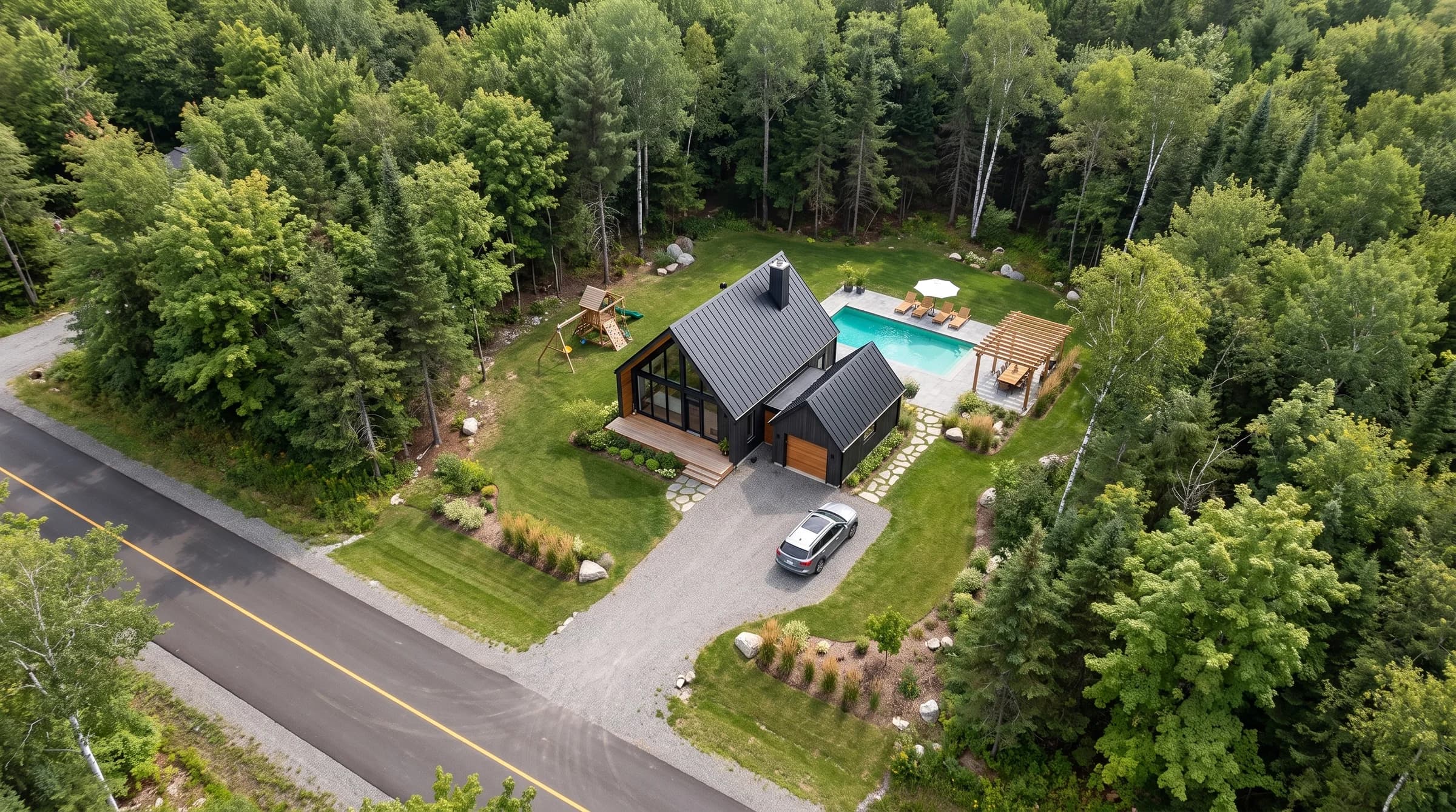 Illustration d’un chalet nordique sur le terrain 36, dans la forêt